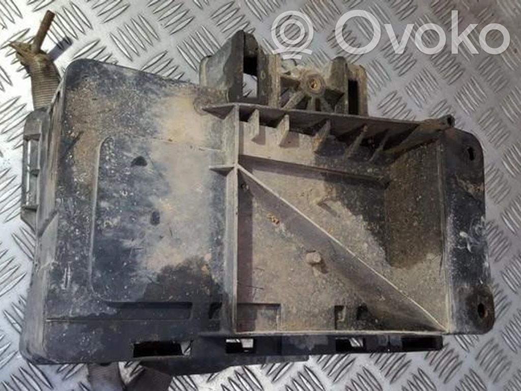 Akkulaatikon alusta   98AB10723BK,98AB10723BK,98AB10723BK,98AB10723BK