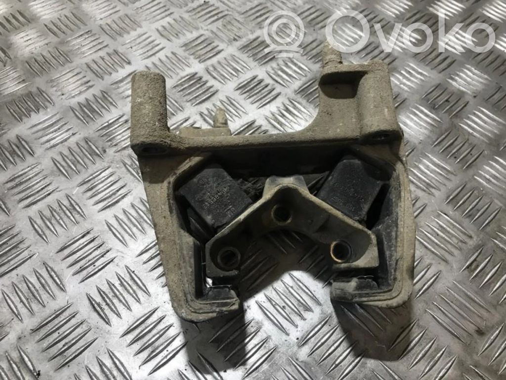 Opel Vectra B Engine mount bracket 