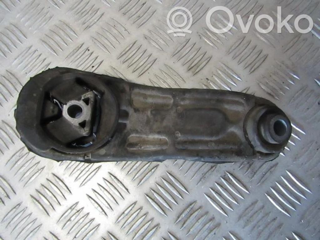 Engine mount bracket   8200338385A,8200338385A