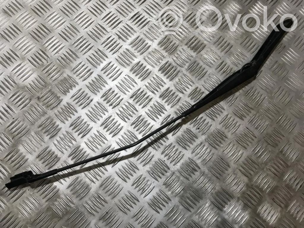 Wischerarm vorne   8A6117526CF,8A6117526CF,8A6117526CF,8A6117526CF