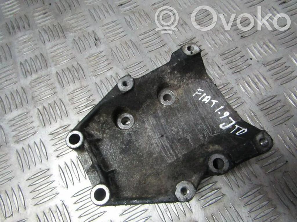 Alfa Romeo 156 Supporto di montaggio del motore (usato) 