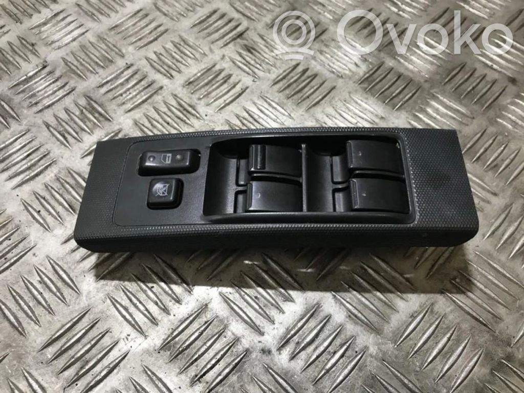 Toyota Corolla Verso AR10 Schalter el. Fensterheber 