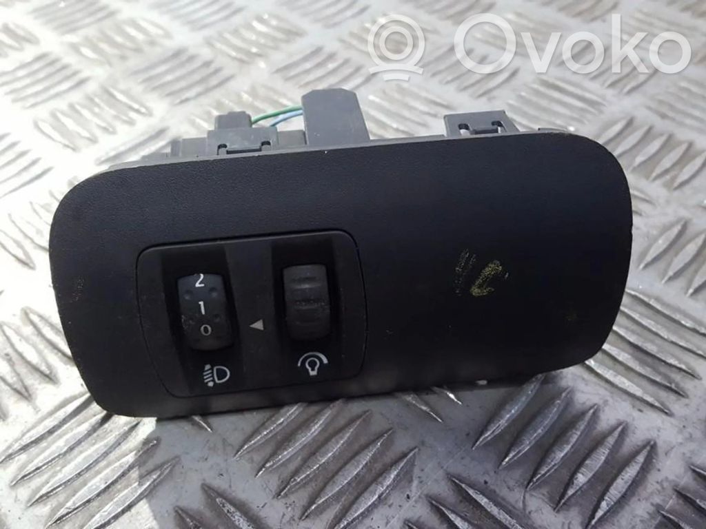 Renault Megane II Interruttore di regolazione livello altezza dei fari