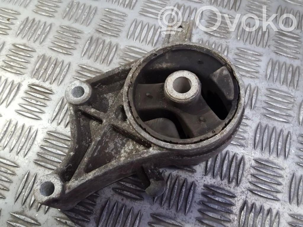 Opel Vectra C Engine mount bracket 