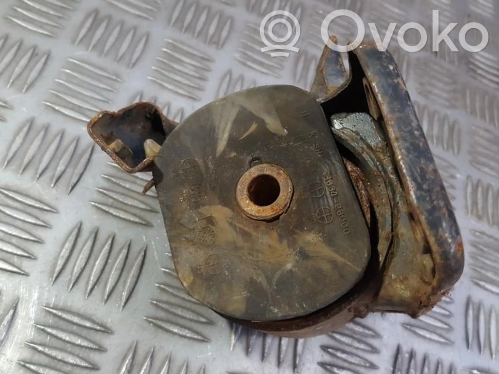 Hyundai Coupe Engine mount bracket 