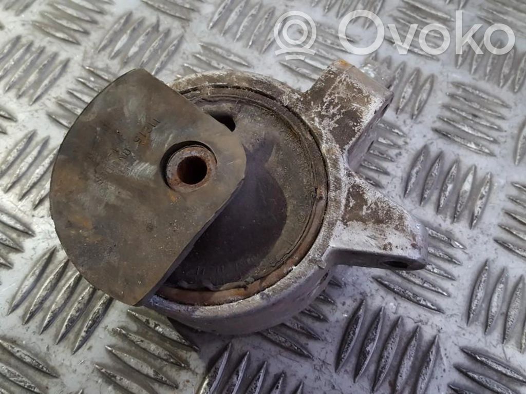 Nissan Almera Engine mount bracket 