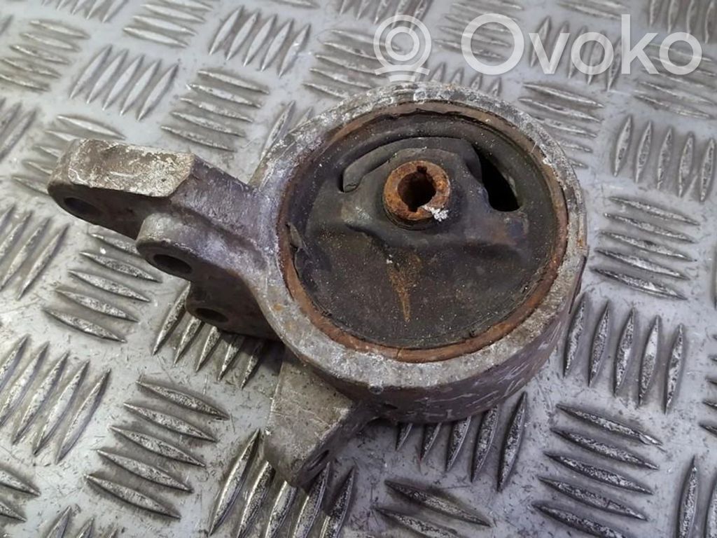Nissan Almera Engine mount bracket 