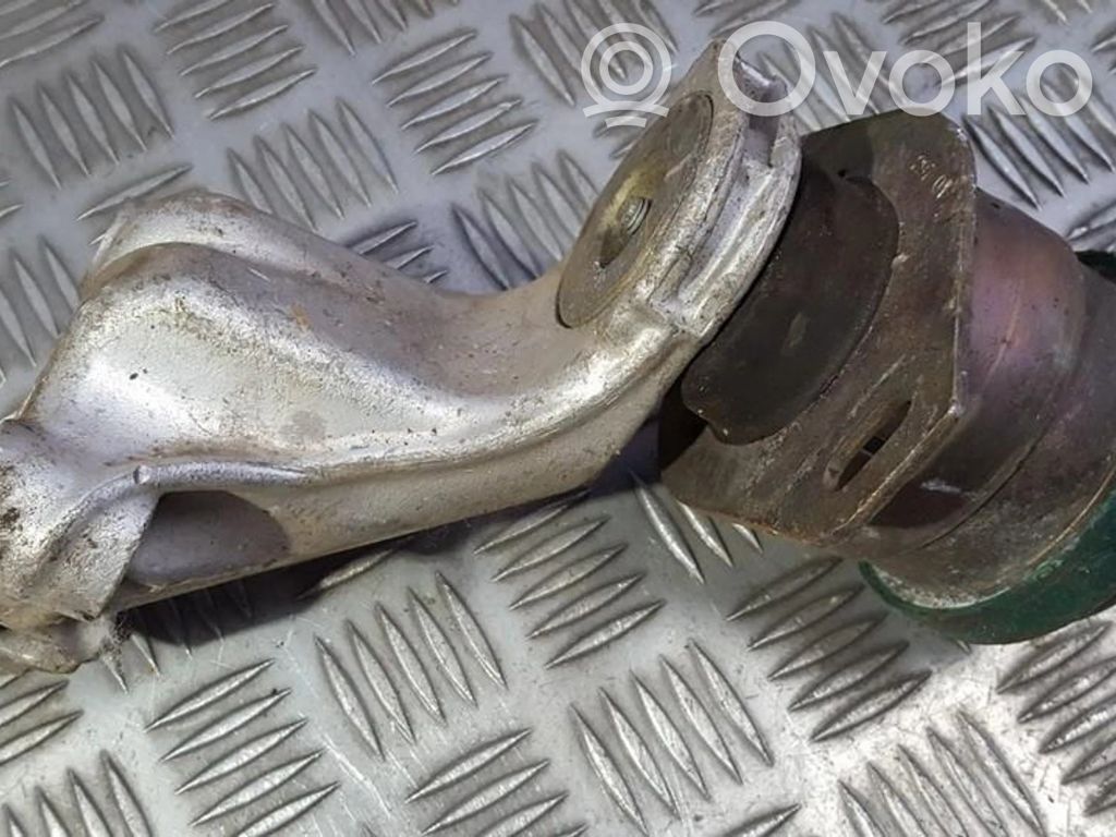 Citroen C5 Engine mount bracket 