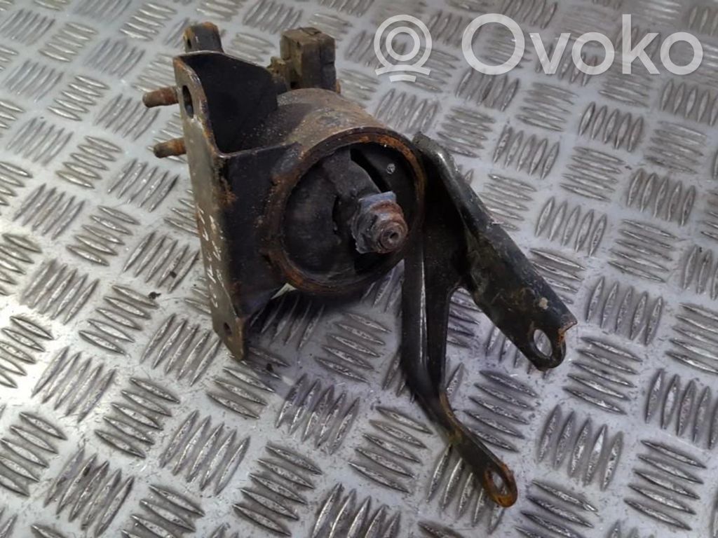 Toyota Corolla E110 Soporte de montaje del motor 