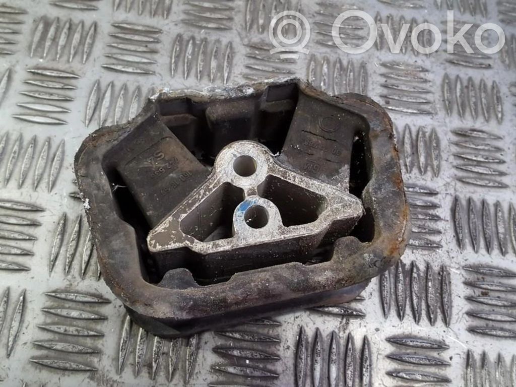 Opel Vectra A Engine mount bracket 