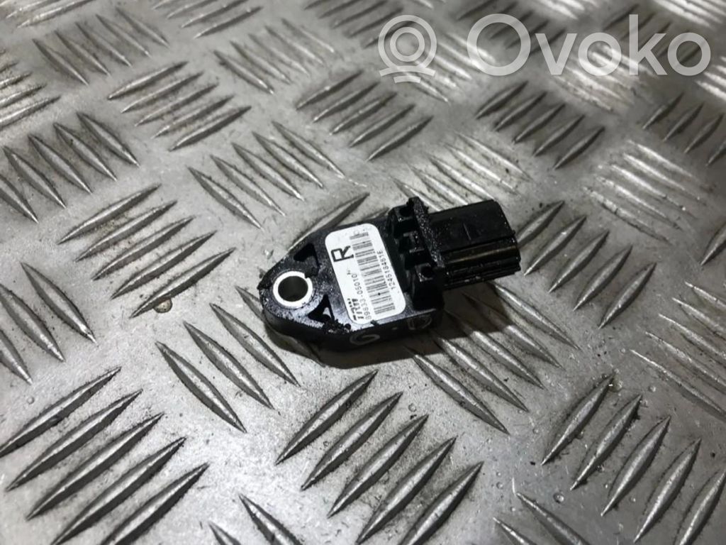 Toyota Avensis T250 Airbagsensor Crashsensor Drucksensor 
