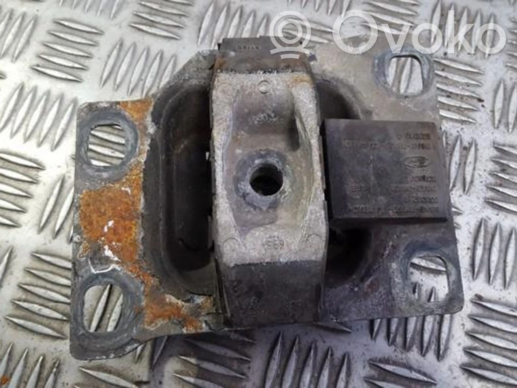 Ford Focus Moottorin kiinnikekorvake 