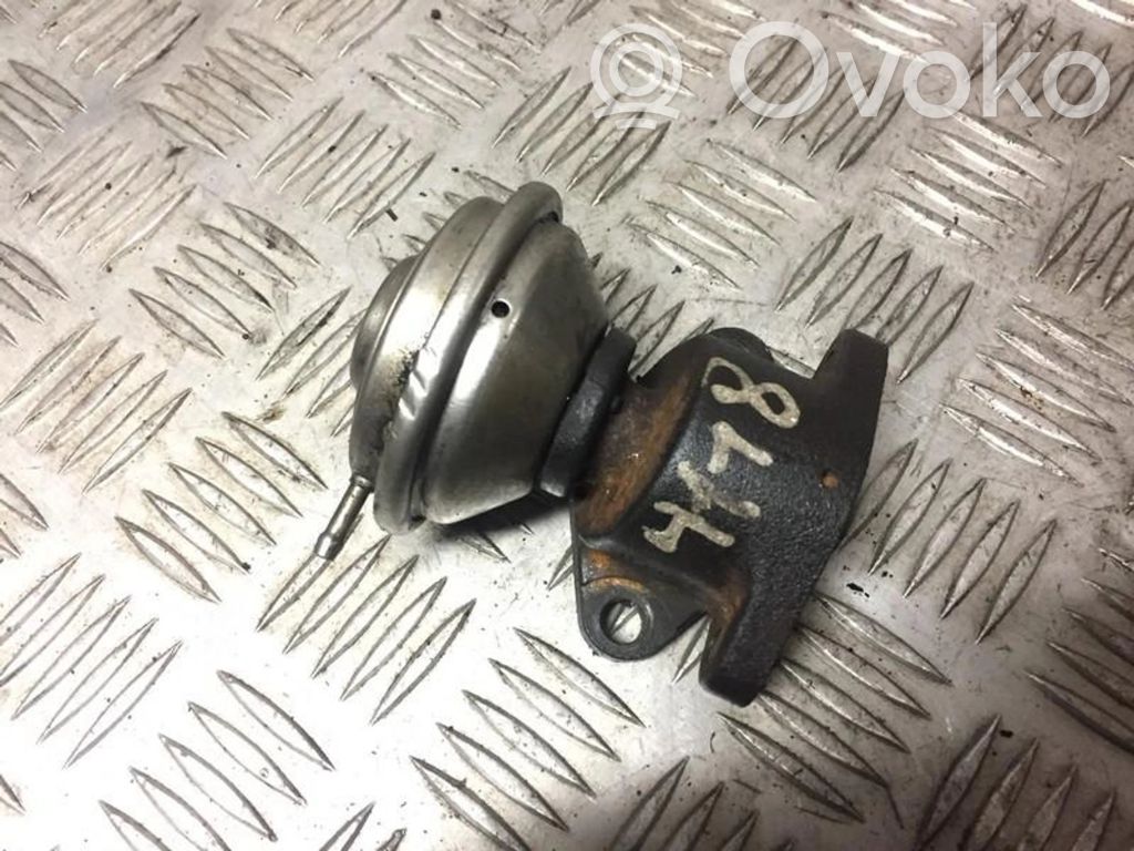 Audi A6 S6 C4 4A Supapă EGR 