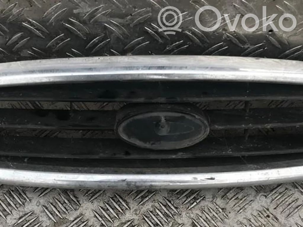 Ford Mondeo MK II Grilă față