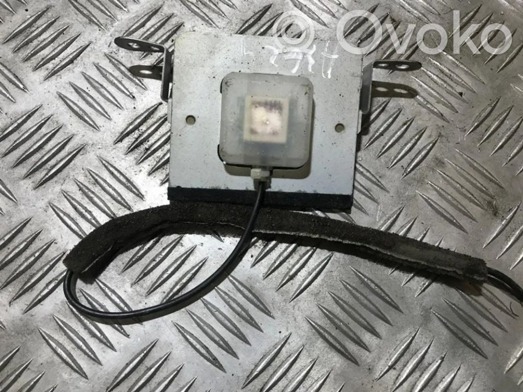 Toyota Avensis T250 Antenne GPS 
