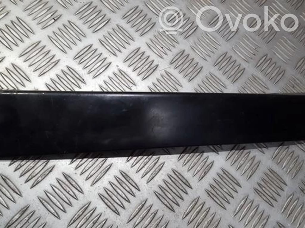 Audi A4 S4 B5 8D Moulure de garniture de feu arrière / postérieur