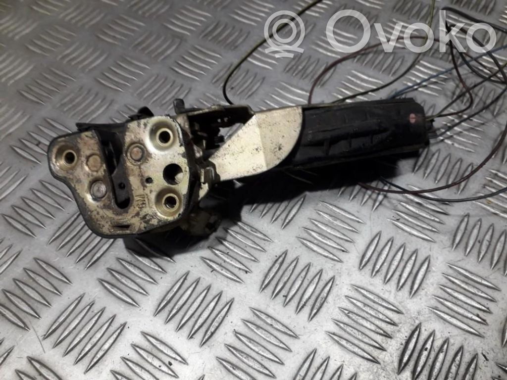 Opel Astra F Takaoven lukko 