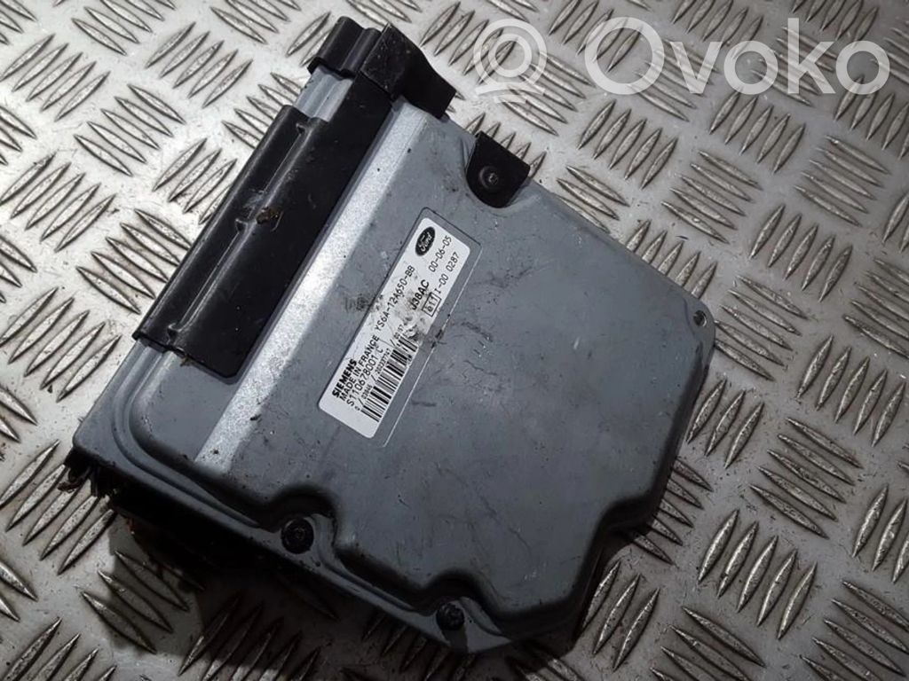 Ford Fiesta Unidad de control/módulo del motor 