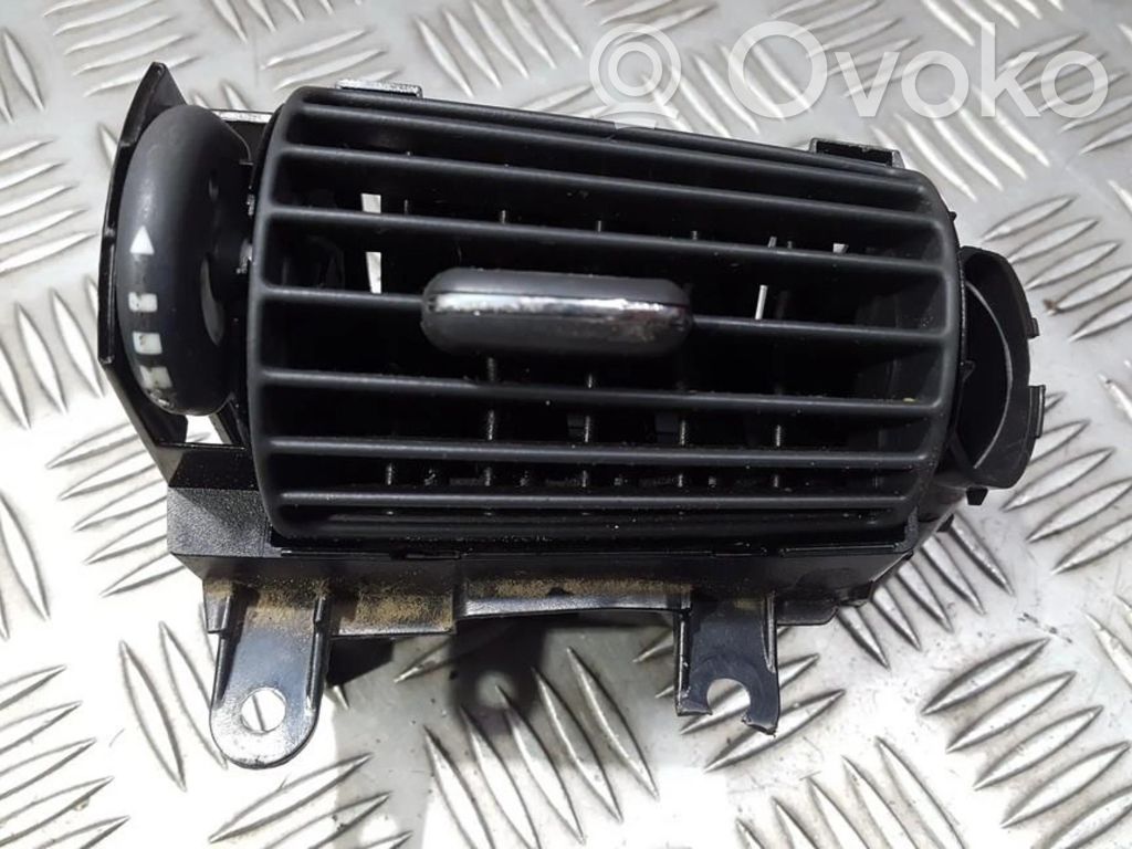 Mercedes-Benz C W203 Griglia di ventilazione centrale cruscotto 