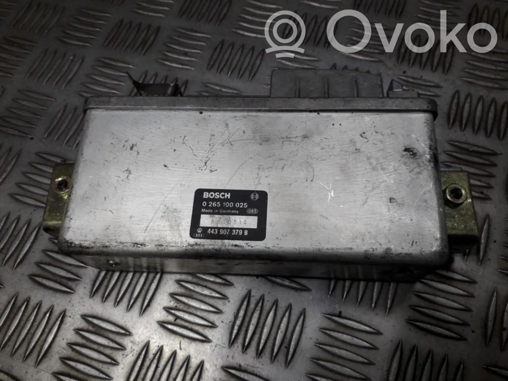ABS-ohjainlaite/moduuli   0265100025,443907379B,0265100025,443907379B