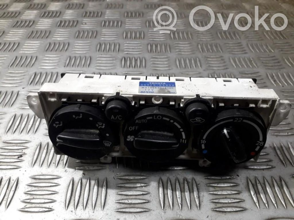 Toyota Avensis T220 Unitate control climatizare 
