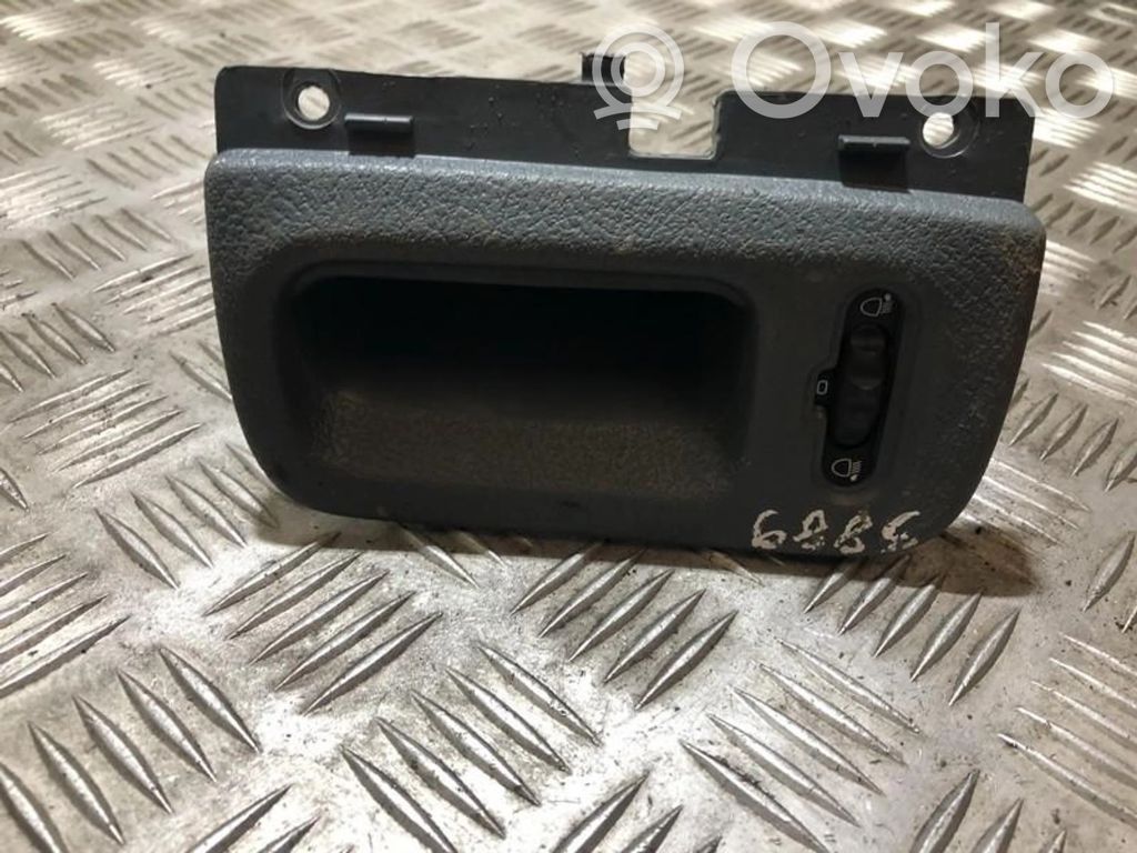 Renault Scenic I Headlight level height control switch 