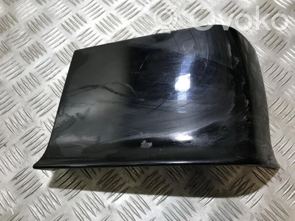 Saab 900 Rear/tail light trim molding 