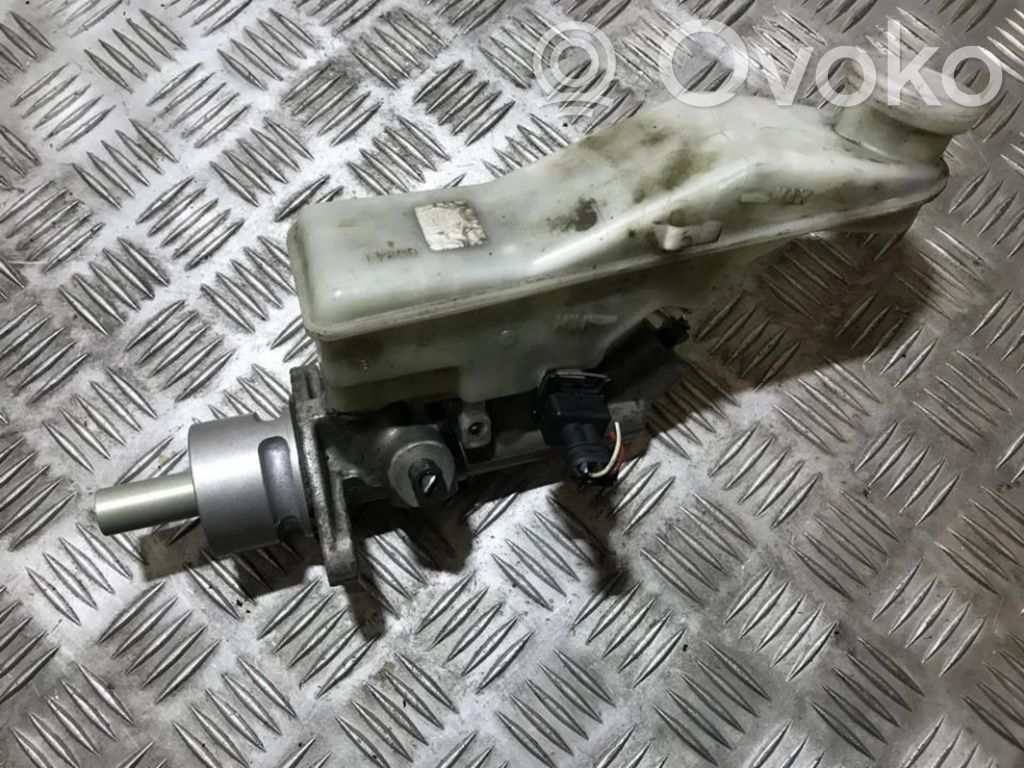 Toyota Corolla Verso AR10 Pompă centrală de frână 