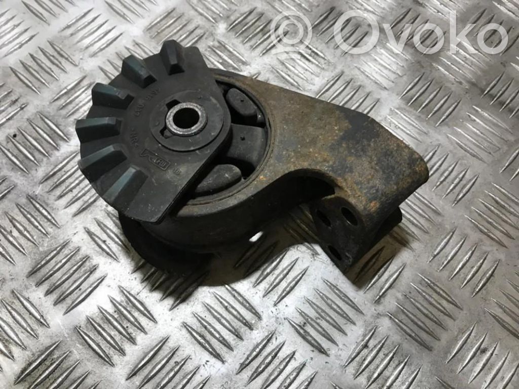 Mitsubishi Carisma Engine mount bracket 