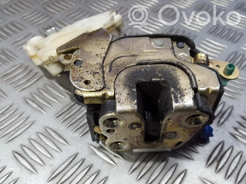 Nissan Almera N16 Türschloss vorne 