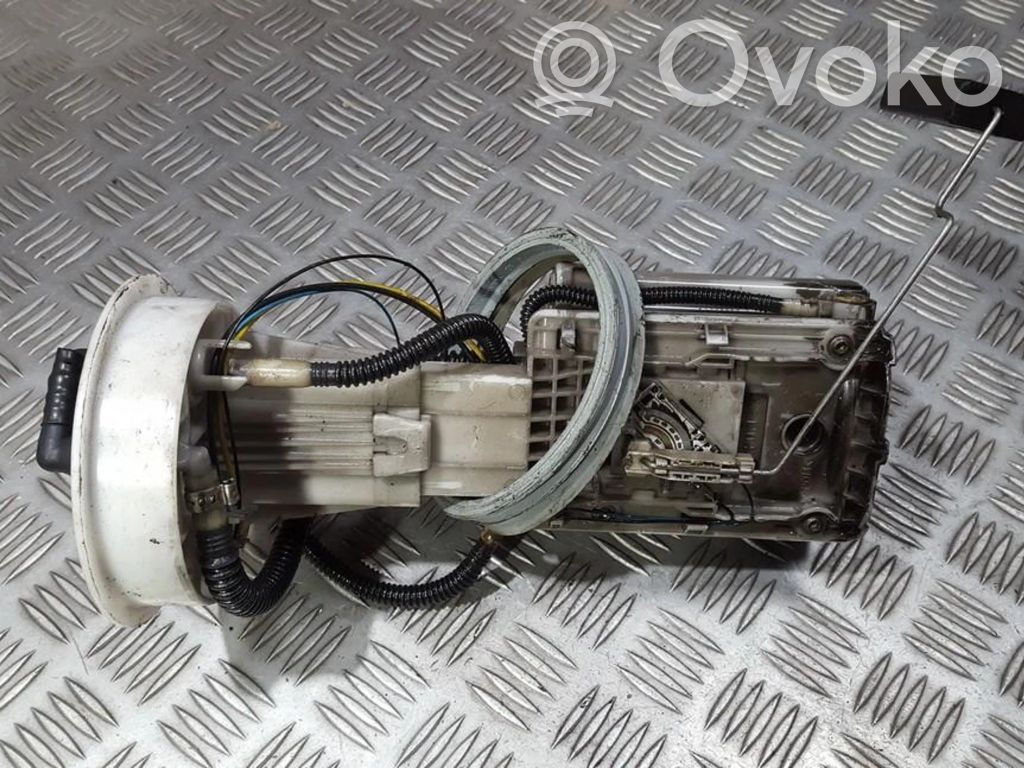 Audi A4 S4 B7 8E 8H Pompa carburante immersa