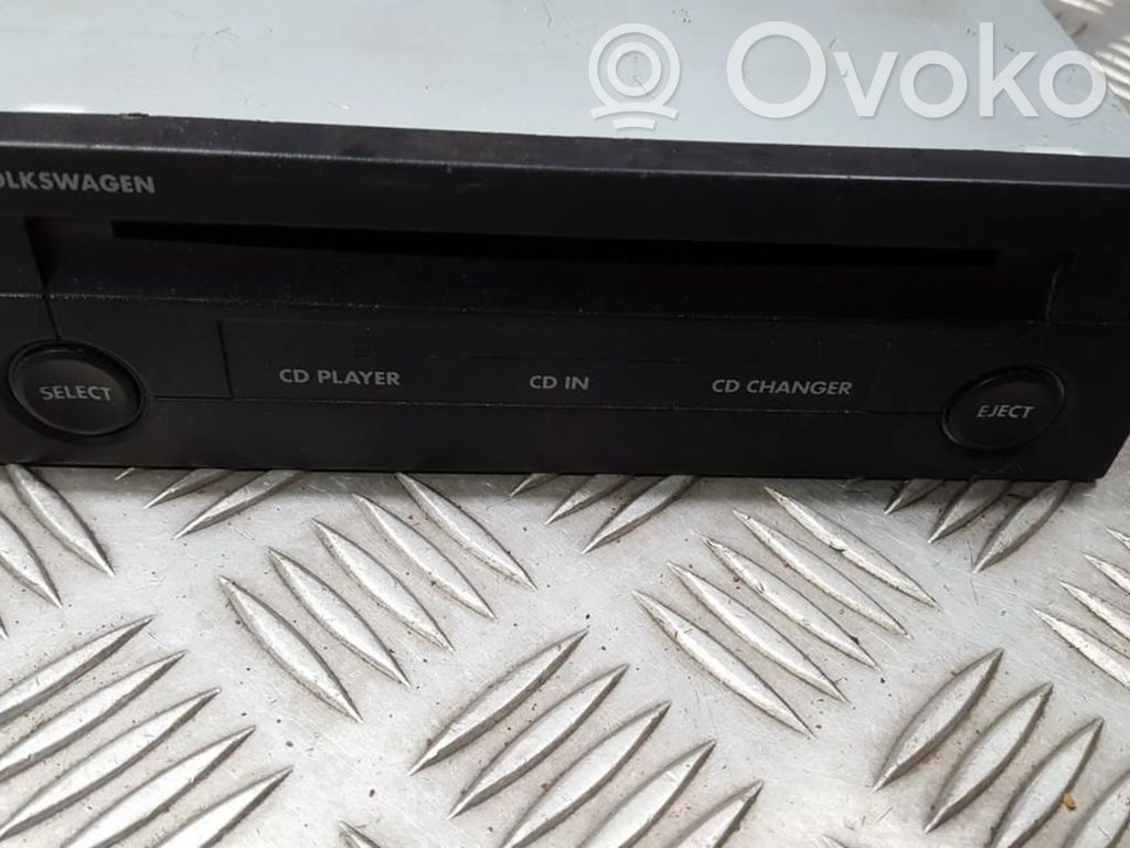 Volkswagen Golf IV CD/DVD-vaihdin 