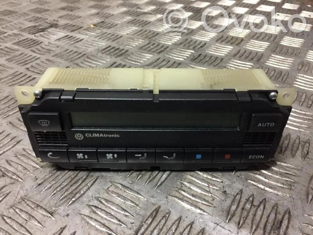 Volkswagen PASSAT B5 Centralina del climatizzatore