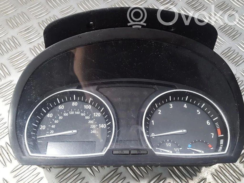 BMW X3 E83 Speedometer (instrument cluster) 