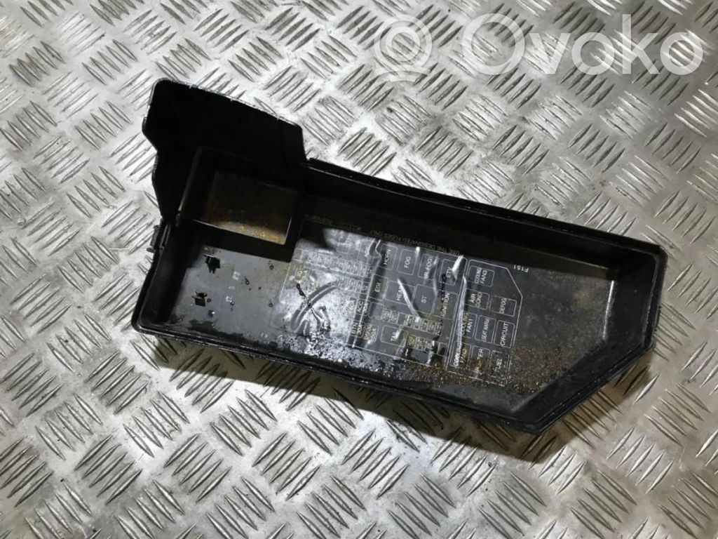 Nissan Almera Tino Set cutie siguranțe 