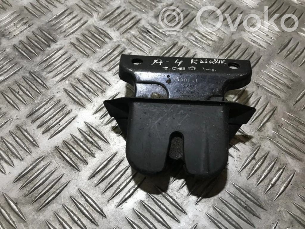 Audi A4 S4 B5 8D Zamek klapy tylnej / bagażnika 