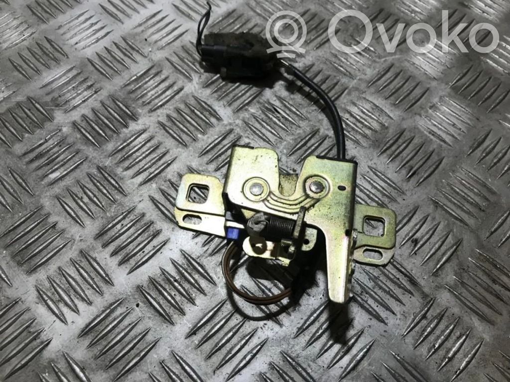 Ford Mondeo MK II Zamek klapy tylnej / bagażnika 