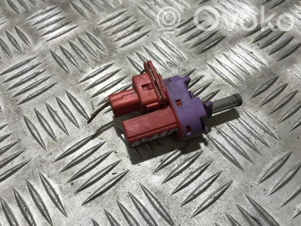 Capteur pédale de frein   98AB7C534AA,98AB7C534AA,98AB7C534AA,98AB7C534AA