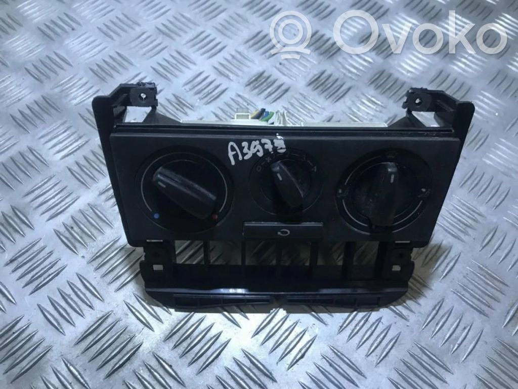 Volkswagen Polo III 6N 6N2 6NF Panel klimatyzacji