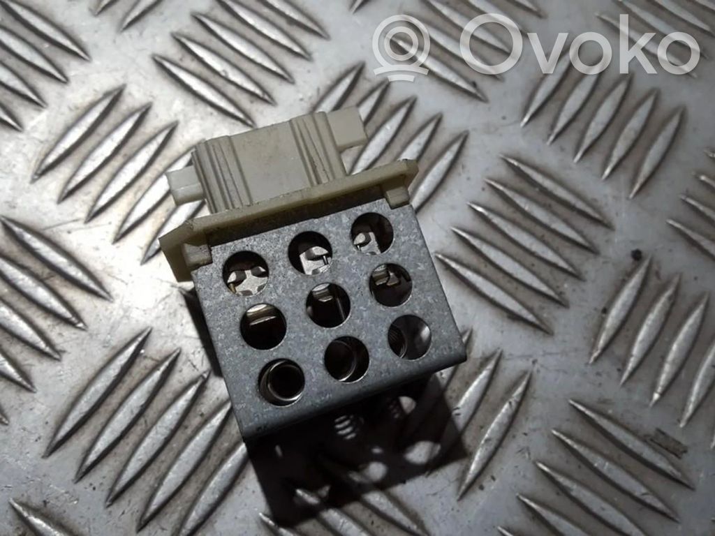 Rezystor / Opornik dmuchawy nawiewu   2G02U,93381,2G02U,93381
