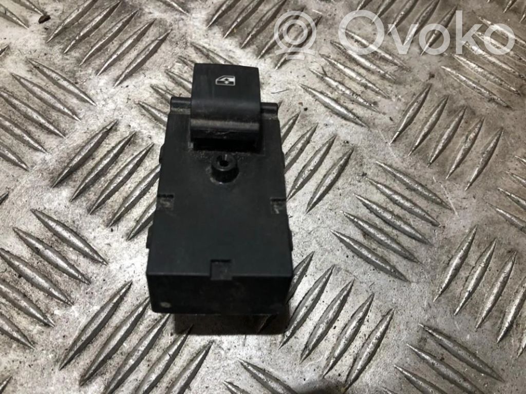 Opel Astra J Comutator comandă geamuri electrice 