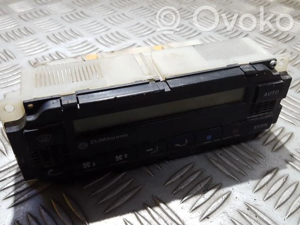 Volkswagen PASSAT B5 Centralina del climatizzatore