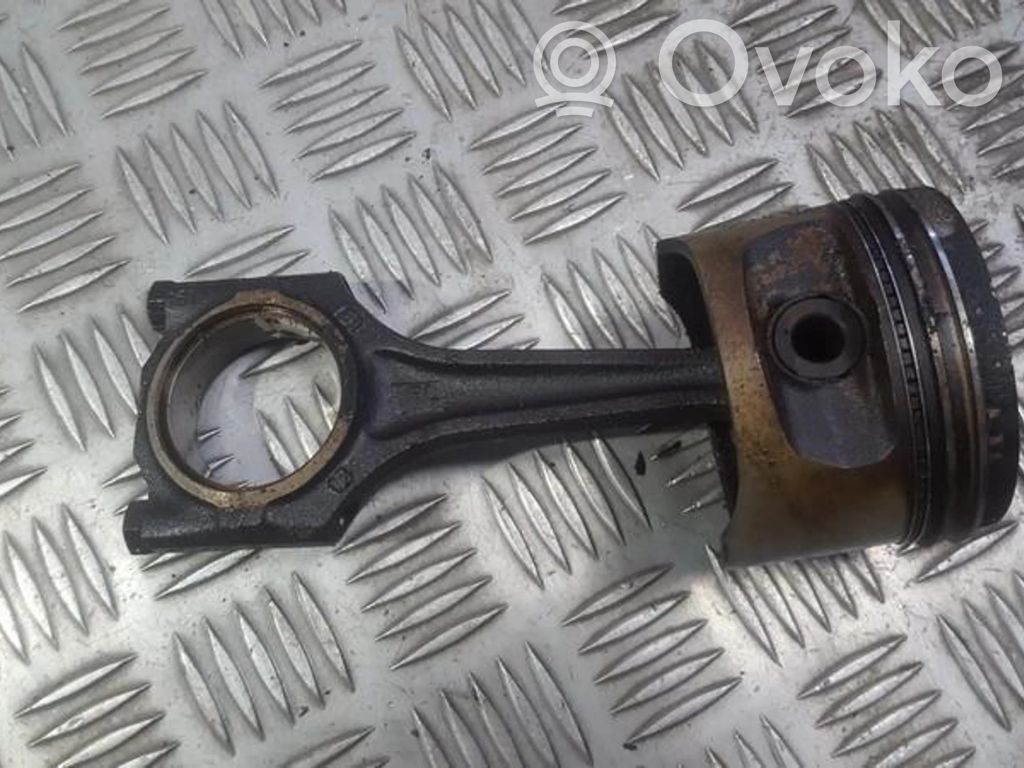 Piston avec bielle   0052,C14NZ,0052,C14NZ
