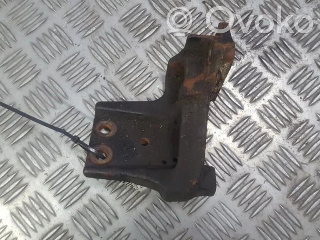 Toyota Corolla E100 Suport motor 