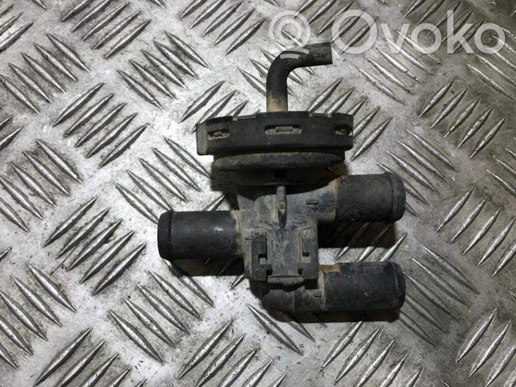 Opel Vectra B Zawór sterujący płynu chłodzącego