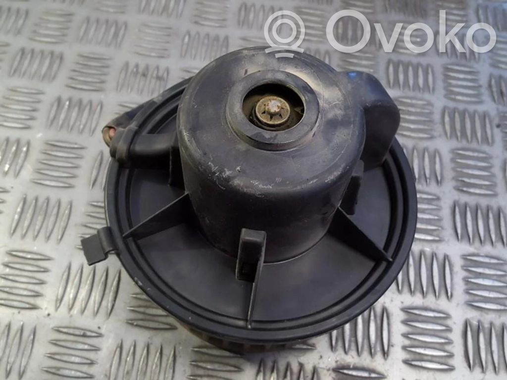 Audi 80 90 S2 B4 Wentylator nawiewu / Dmuchawa 