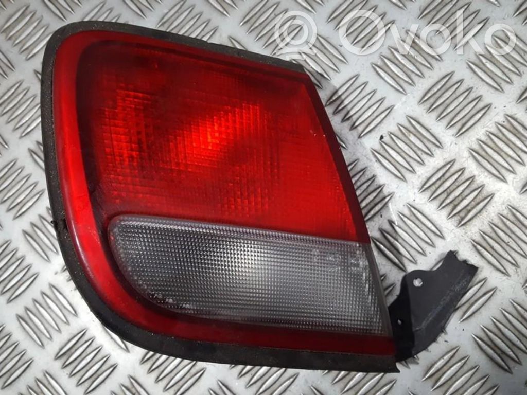 Mazda Xedos 9 Luci posteriori del portellone del bagagliaio 