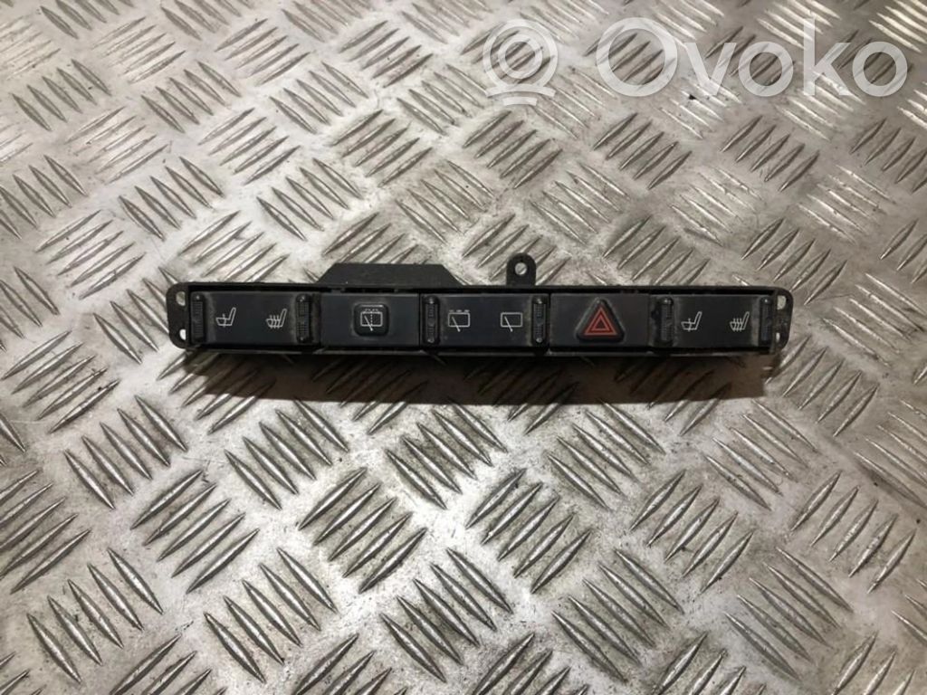 Botón interruptor de luz de peligro   04685842AA,74677463,002132691,04685842AA,74677463