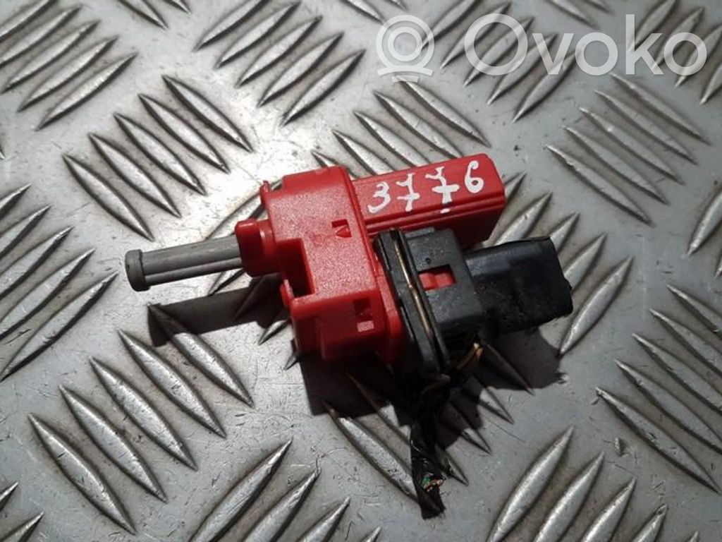 Ford Mondeo Mk III Interruttore del pedale del freno 