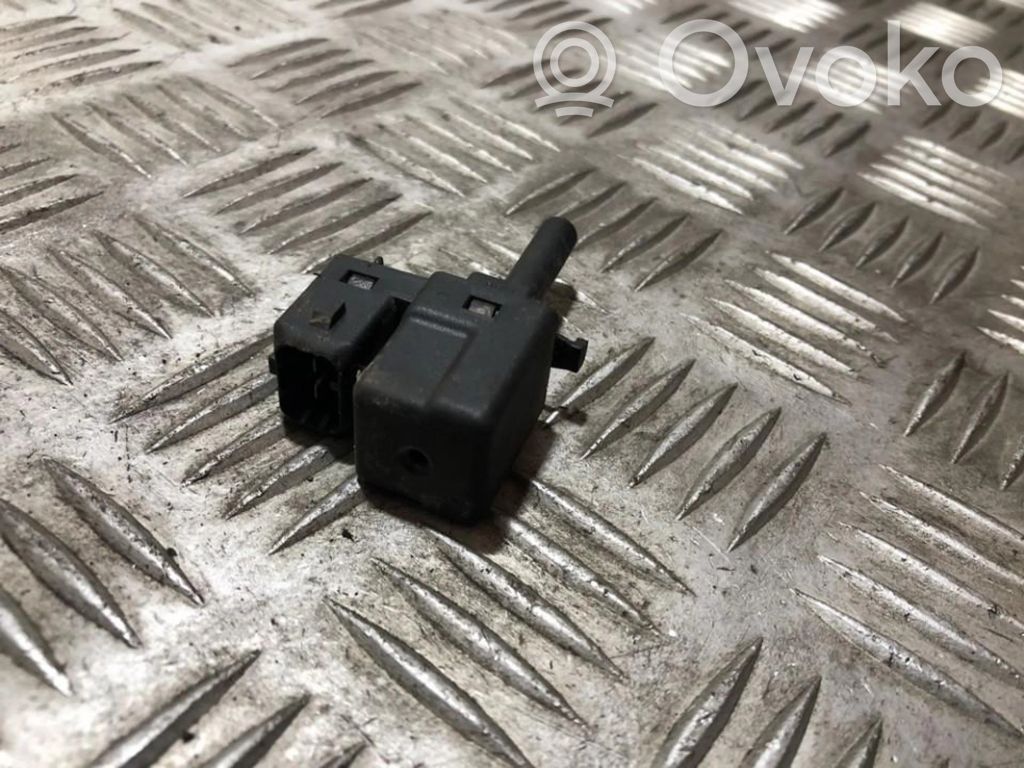 Interruptor sensor del pedal de freno   95FB7C534AA,95FB7C534AA,95FB7C534AA,95FB7C534AA
